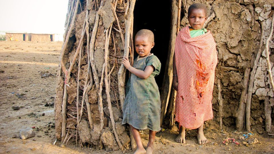 "He does not believe: Who is full and his neighbor is hungry"